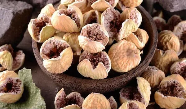 خرید جدیدترین انواع انجیر پرک استهبان